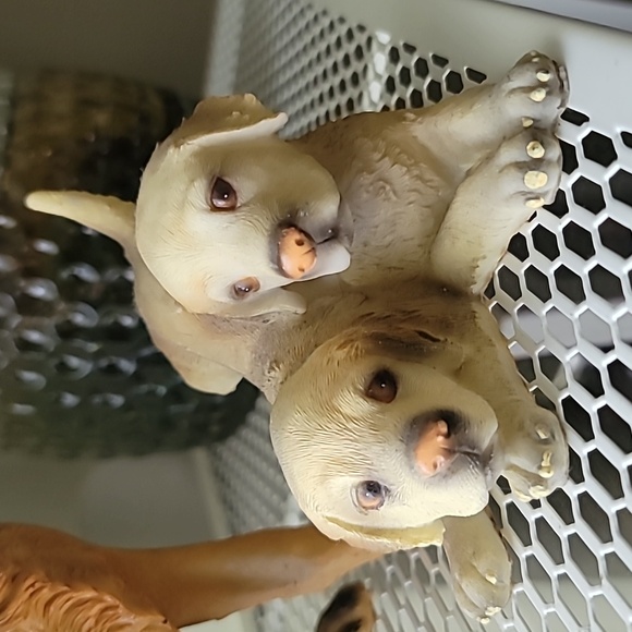 Dog and puppies figurines - Picture 3 of 4